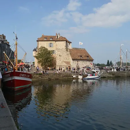 Un Parfum D'embruns Hypercentre Honfleur, Fibre *