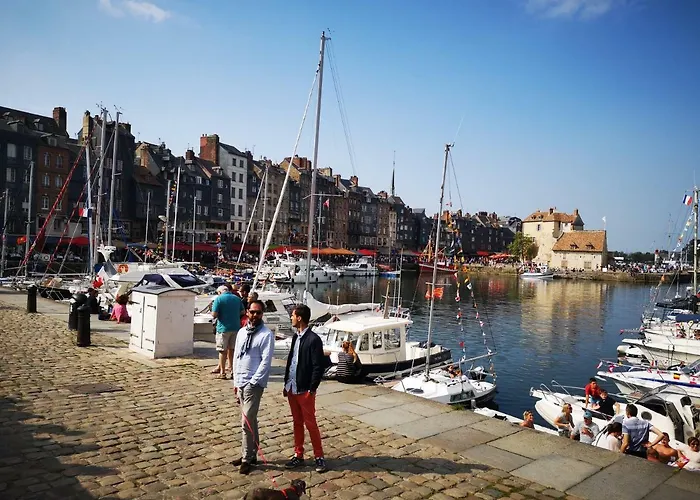 Un Parfum D'embruns Hypercentre Honfleur, Fibre * Honfleur