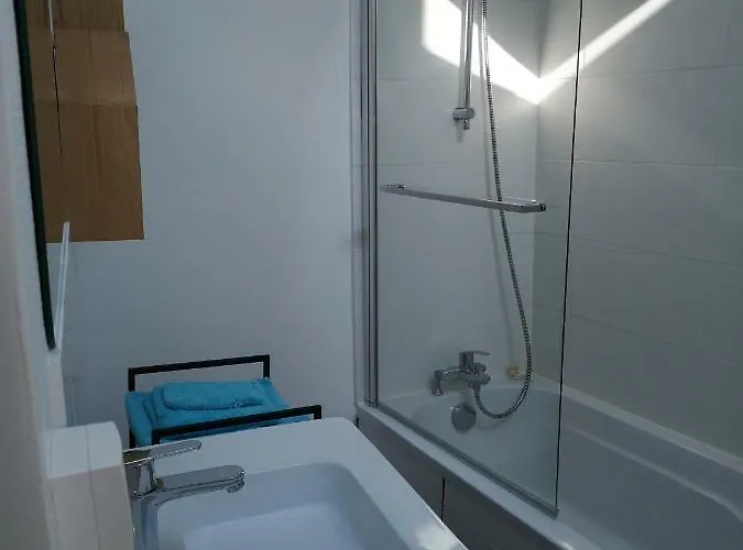 Apartment Un Parfum D'embruns Hypercentre Honfleur, Fibre Honfleur