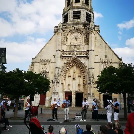 Un Parfum D'embruns Hypercentre Honfleur, Fibre